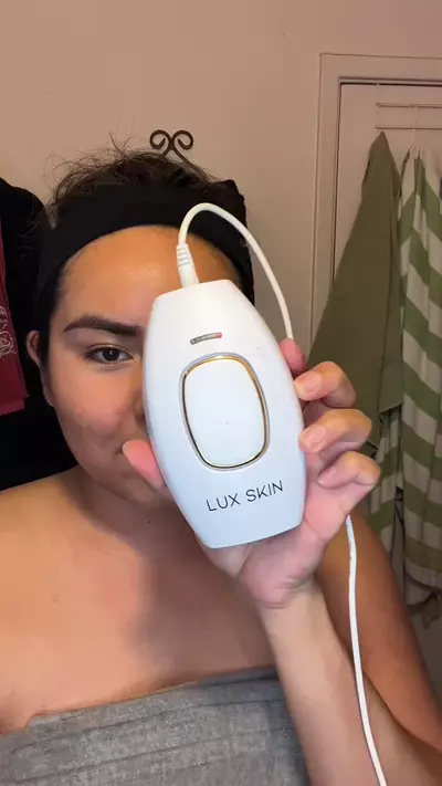 LUX SKIN® IPL Laser Hair Removal Handset – LUX SKIN Canada