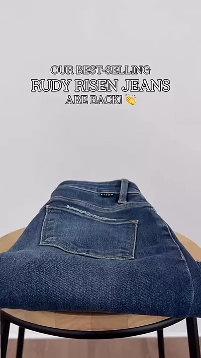 ジェイムズリジィ outside rukkingu in Rudy Risen Jeans - Light Wash – Wild Oak Boutique