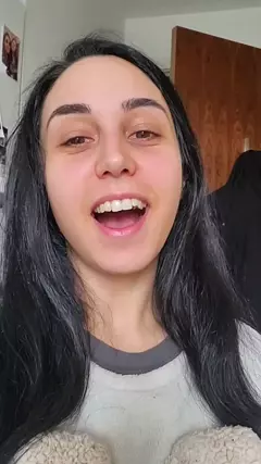 Customer review submissions - Valeria