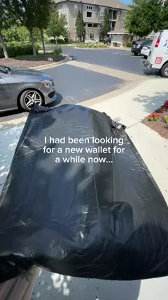 Wallet,Scout_@prestonnhowell
